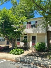 Building Photo - 11553 Sullnick Way