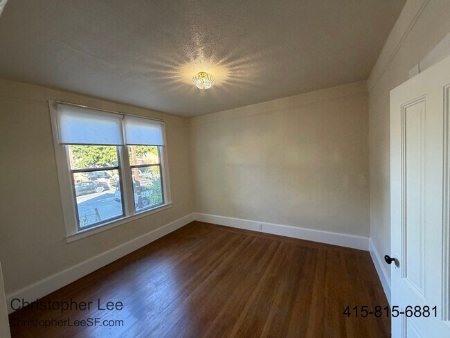 Foto del edificio - 327 N Delaware St