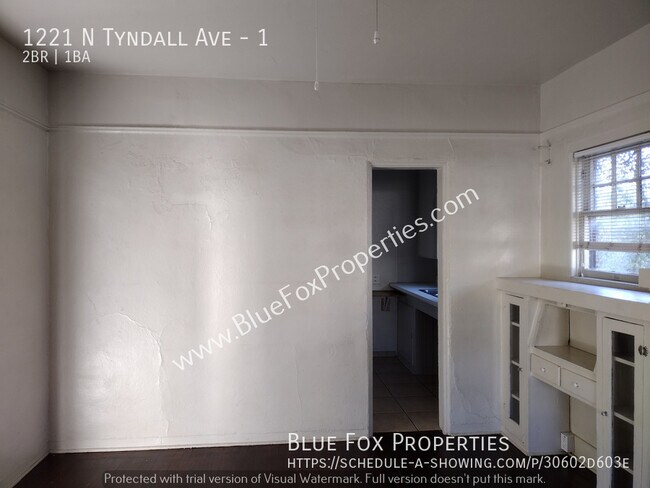 Foto del edificio - 1221 N Tyndall Ave