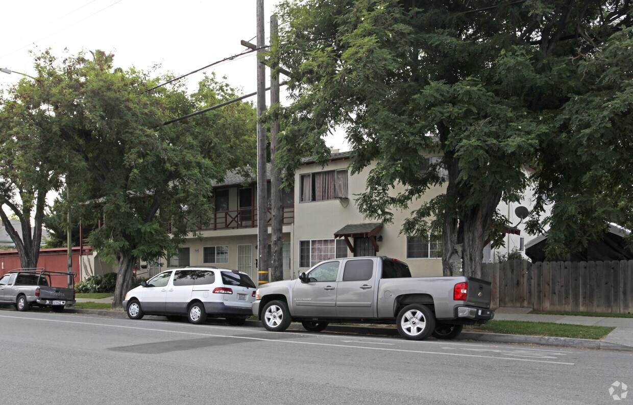 Building Photo - 360 E Empire St