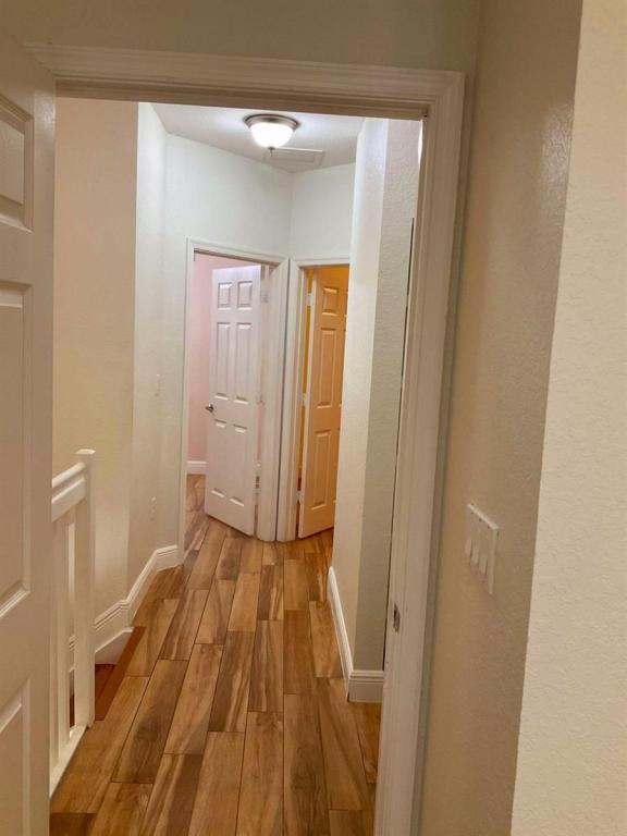 Foto del edificio - 6639 Hidden Cove Dr