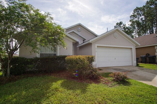 Building Photo - Pool Home in Florida Pines | Pool Service Included
