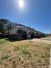 Building Photo - 2183 Skyler Dr