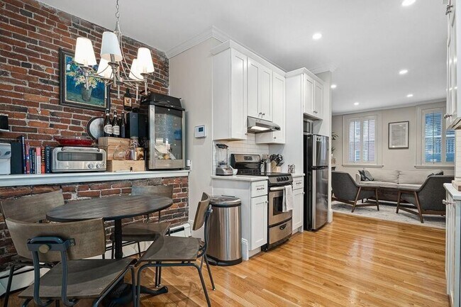 Foto del edificio - 25 Ridgeway Ln