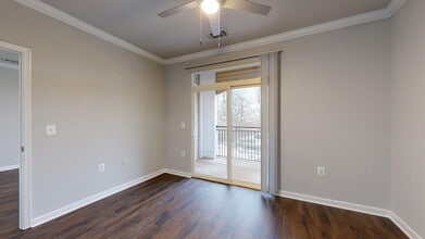 Interior Photo - Signal Hill Apartment Homes