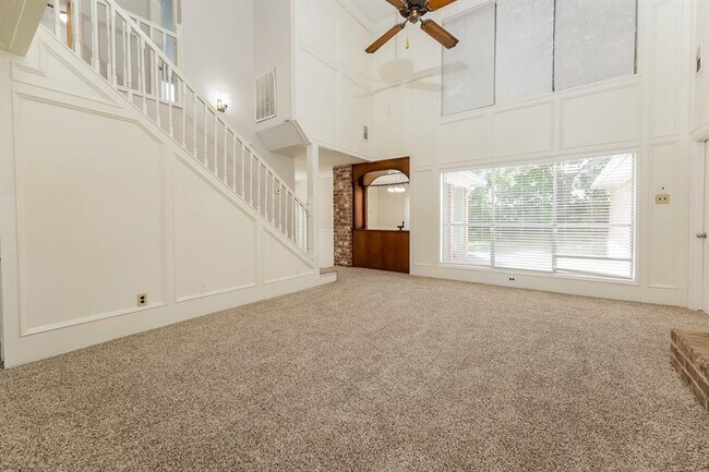 Building Photo - 8334 Burwood Park Dr