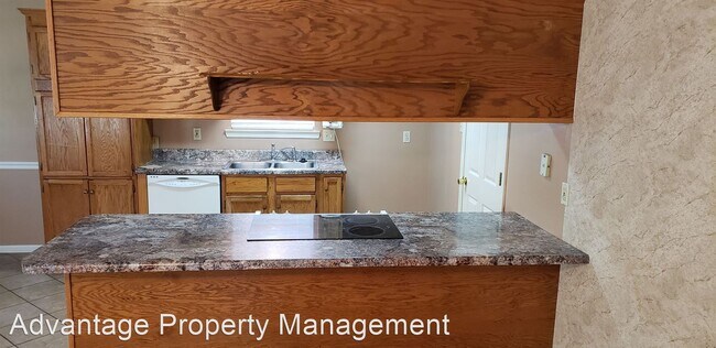 Building Photo - 3 br, 2 bath House - 1540 New Oxford