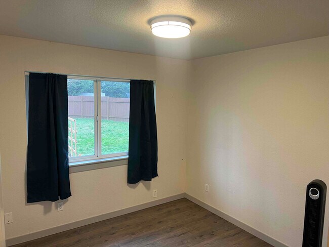 Building Photo - 8317 295th St S