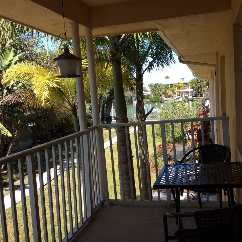 Balcony with a view - 300 Venetian Dr