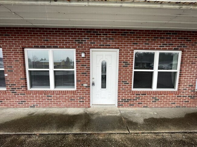 Building Photo - 135 Jefferson Street 3-Plex