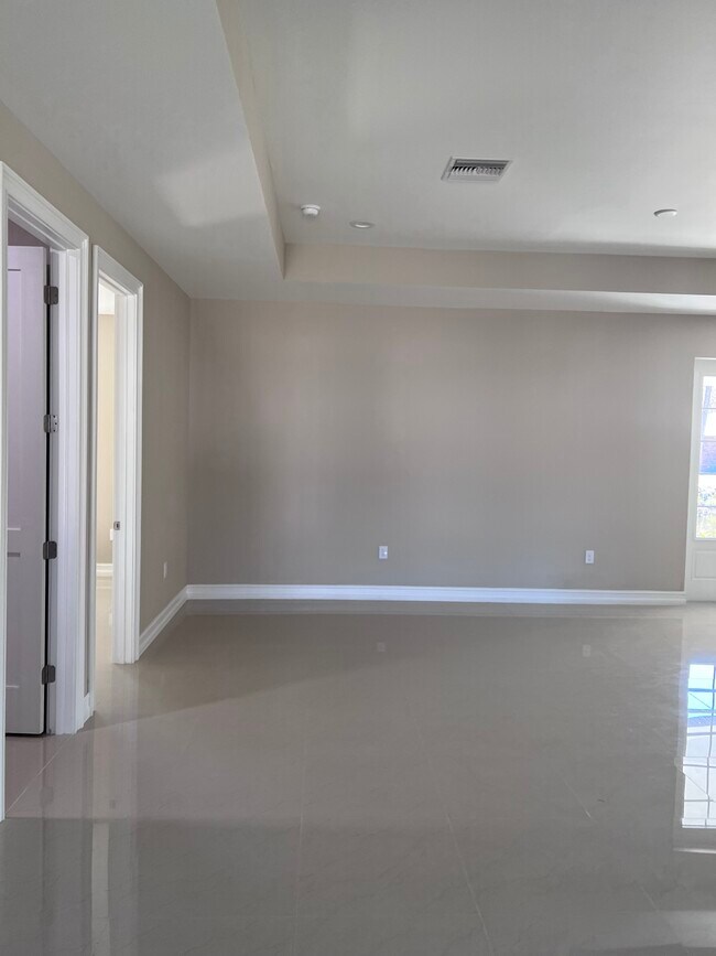 Foto del edificio - 335 4th Ave