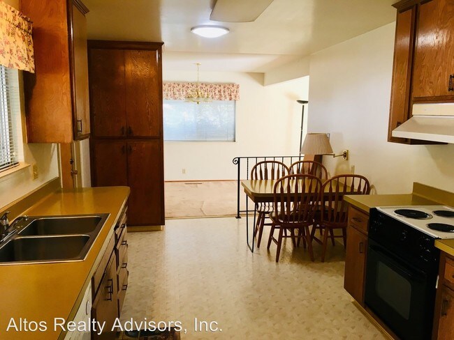 Building Photo - 3 br, 2 bath House - 6388 Wisteria Way