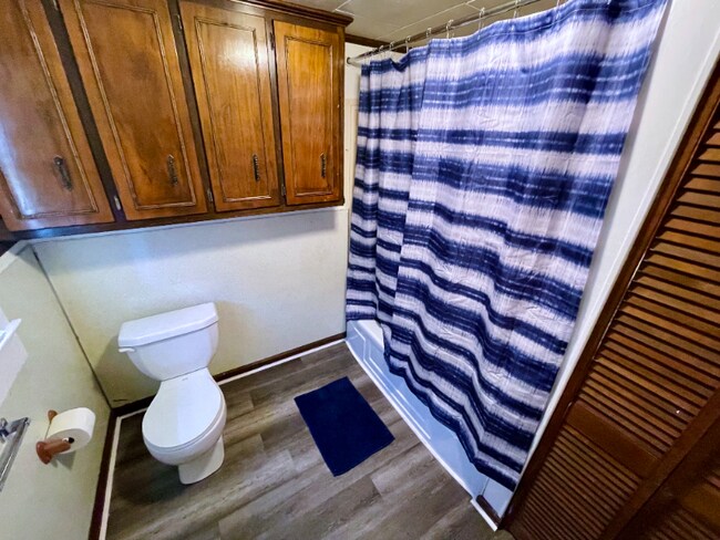 Building Photo - 301 Mill Ave