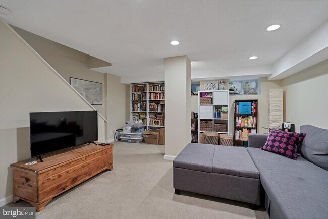 Foto del edificio - 3043 S Abingdon St