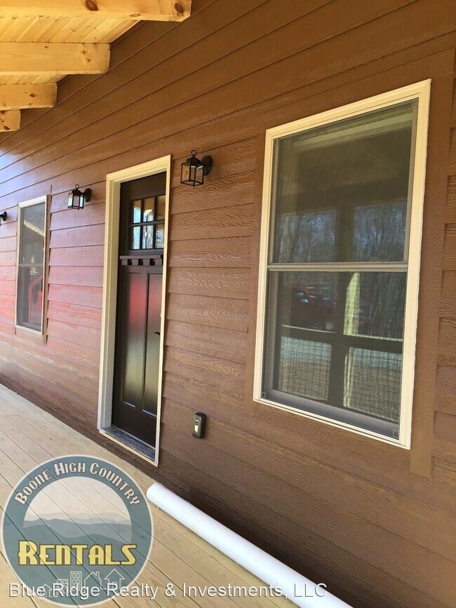Building Photo - 1 br, 1 bath House - 226 Oliver Lane
