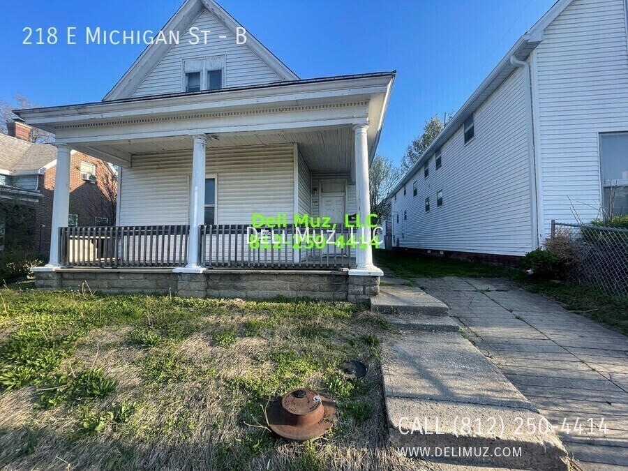 Primary Photo - 218 E Michigan St