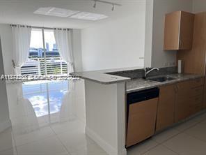 Foto del edificio - 18800 NE 29th Ave