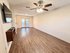 Building Photo - 9517 Clanton St