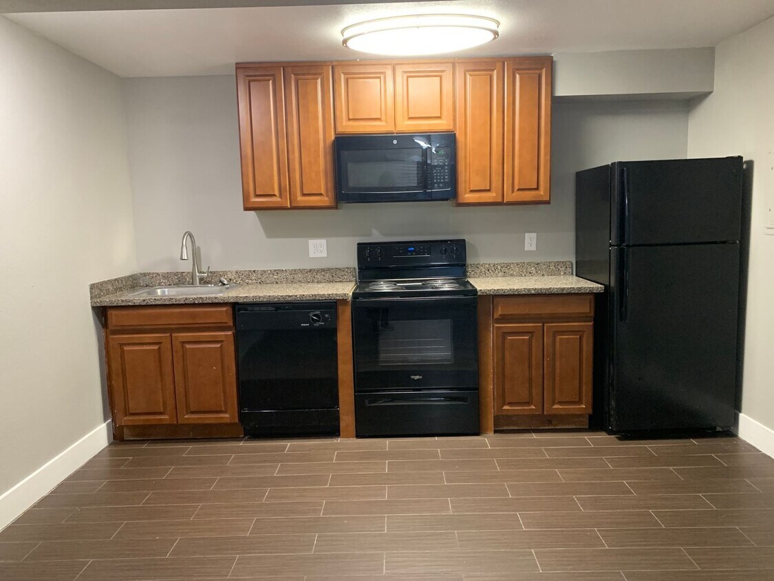 8740 S Hosmer St Unit HAGEN**8740159, WA 98444 Room for Rent