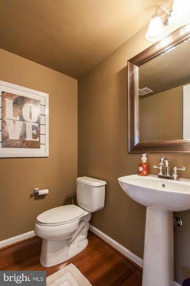 Building Photo - 42637 Melville Terrace