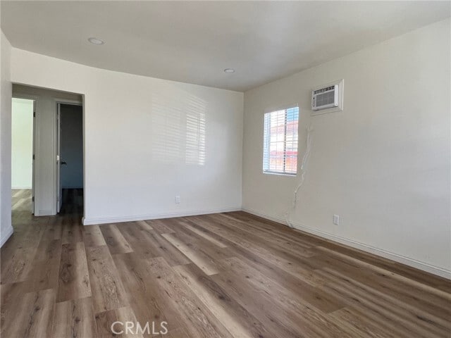 Building Photo - 333 S Sefton Ave