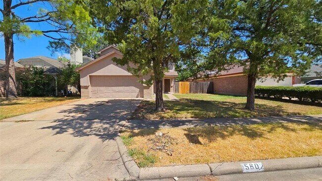 Building Photo - 15602 Scenic Haven Dr