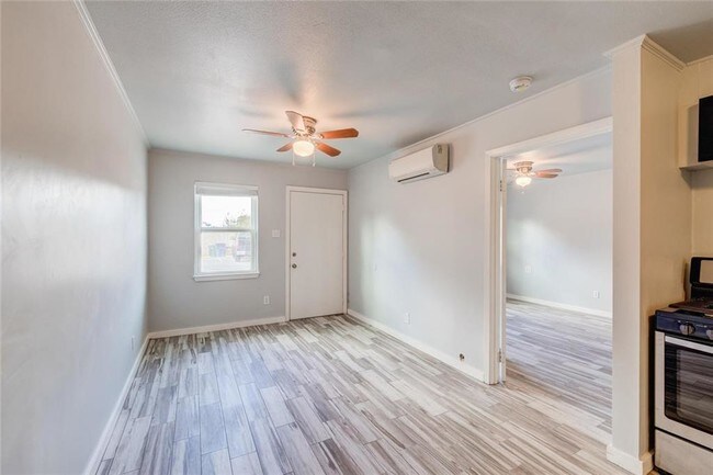 Foto del edificio - 1161 Eastfield Ave