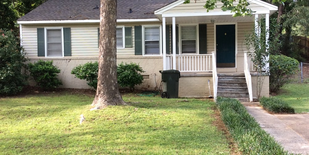 Primary Photo - 1009 E Magnolia Ave