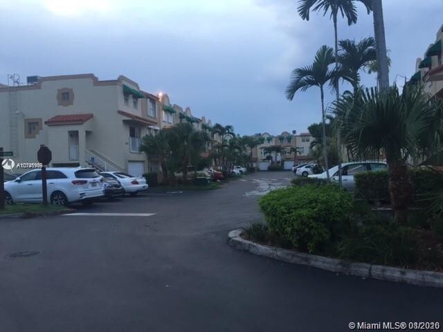 Foto del edificio - 8620 NW 3rd Ln  506-5 Miami Fl 33126