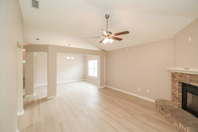 Foto del edificio - 2066 Tanager Dr