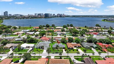 Building Photo - 600 S Mangonia Cir