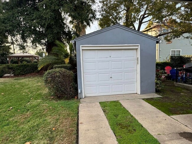 Photo - Fully Furnished 3-bd house