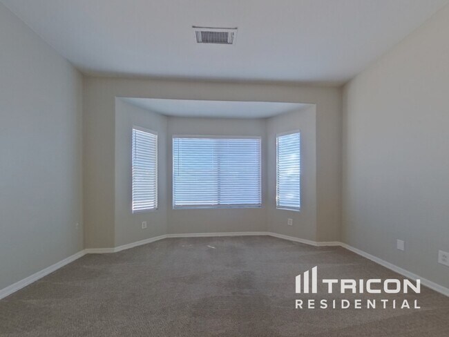 Building Photo - 25574 W St Charles Ct