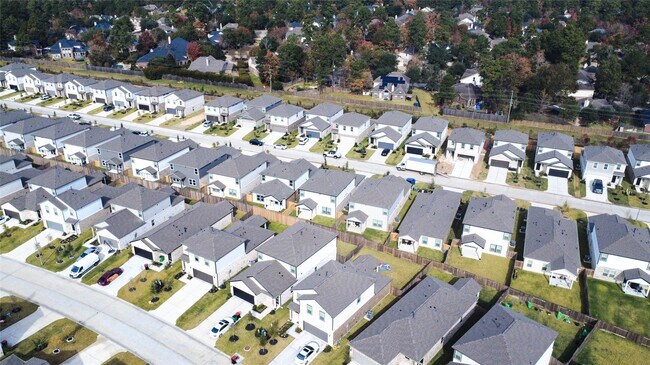 Foto del edificio - 8567 Blueberry Ash St