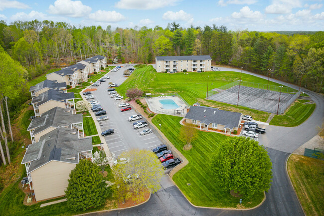Building Photo - Woodfield Oaks Apartments