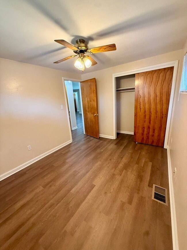 Building Photo - 954 Brubaker Dr