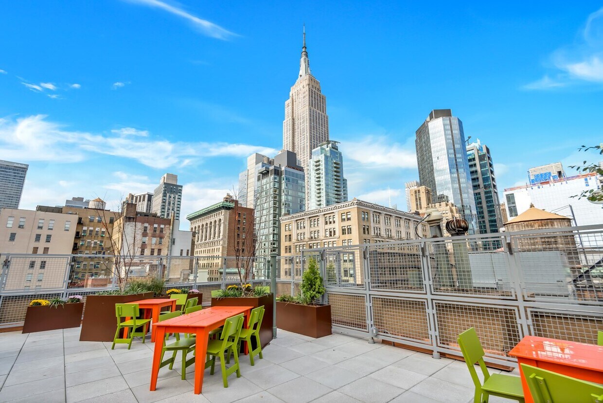 Foto principal - 29 E 30th St