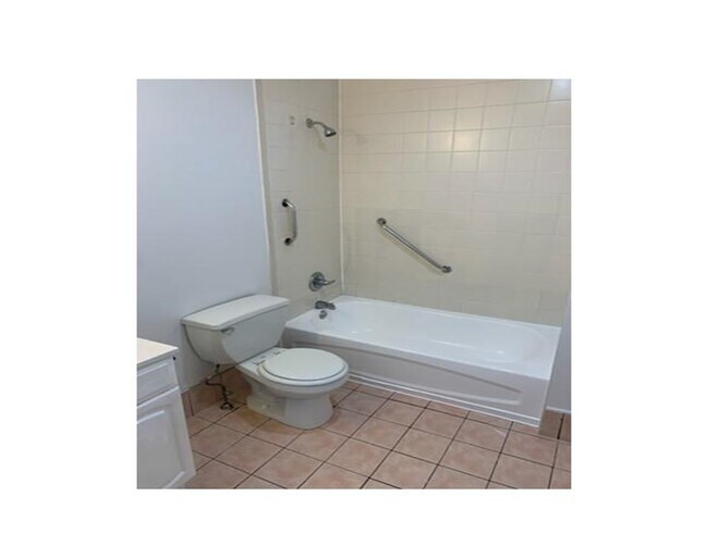 Building Photo - 4227 Haverford Ave