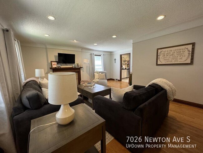 Foto del edificio - 7026 Newton Ave S