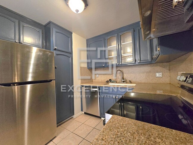 Photo - Spacious 2/2.5 Townhouse with 1 Car Garage...
