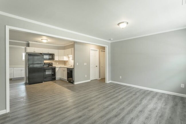 Building Photo - 3204 Harrison Pike