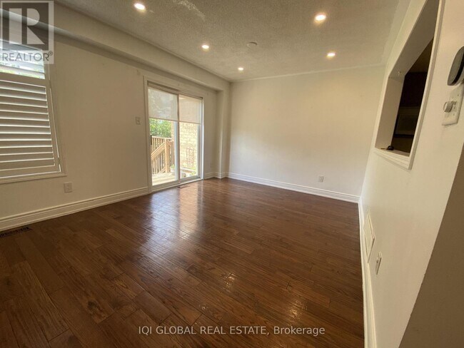 Building Photo - 8 Bonello Crescent