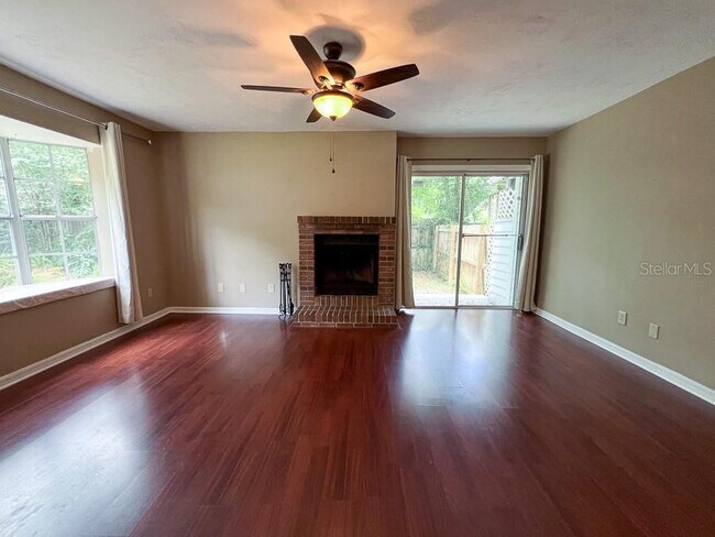 Foto del edificio - 2227 SW 73rd Terrace