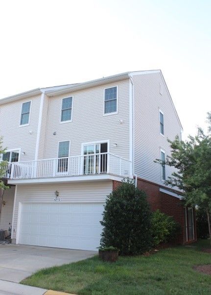 Building Photo - 42772 Hollingsworth Terrace