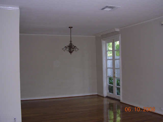 Building Photo - 1527 Johanna Dr