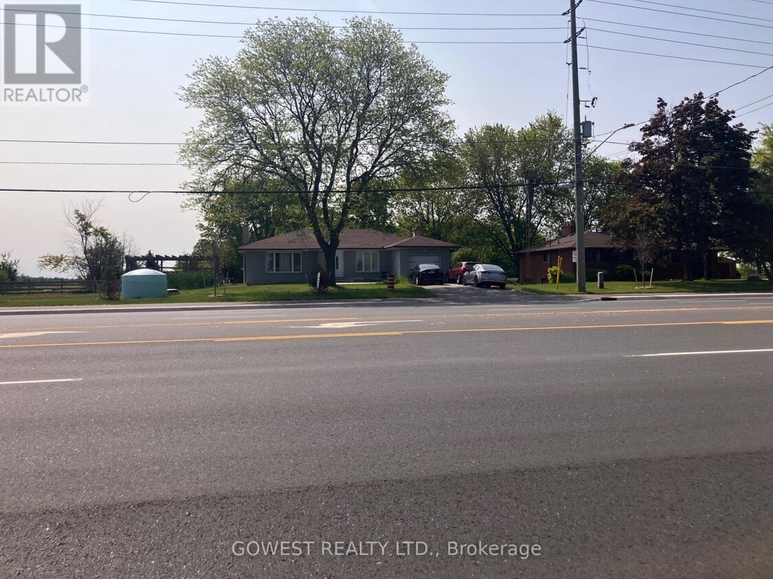 Photo principale - 11580 Britannia Rd