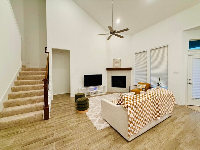 Área de estar - 3421 Goose Ln