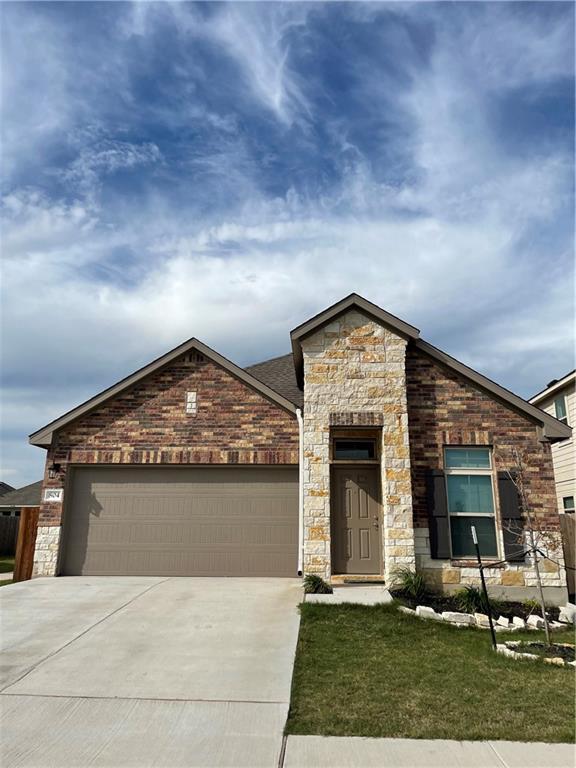 Foto del edificio - 804 Fortrose Ter