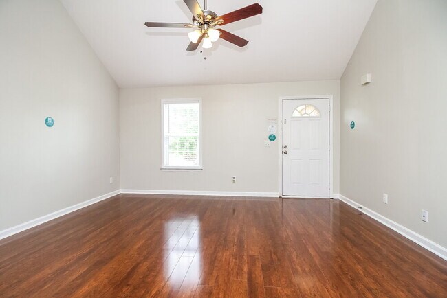 Foto del edificio - 615 Zellwood Dr