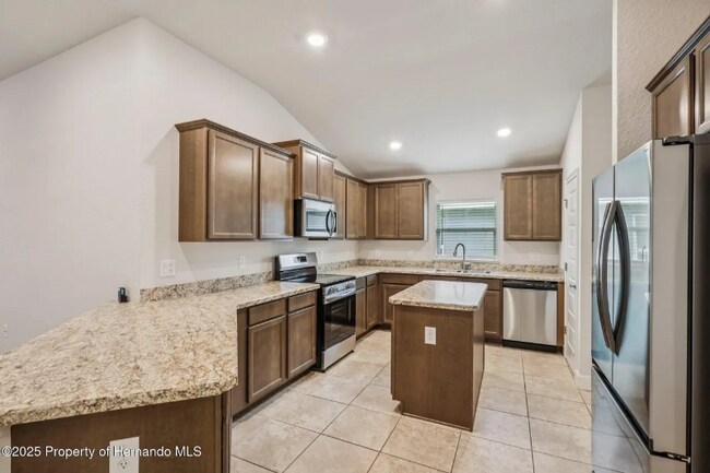 Building Photo - 12518 Pine Bluff St